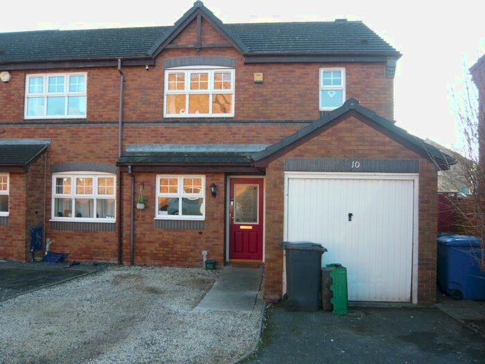 3 Bedroom Semi-Detached House To Rent In Tom Williams Way, Two Gates, Tamworth, Staffordshire B77