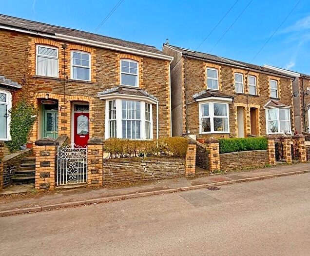 3 Bedroom Semi Detached House For Sale In Chapel Road, Llanharan, Pontyclun, Rhondda Cynon Taff., CF72