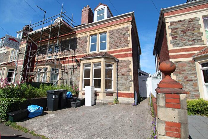 1 Bedroom Flat To Rent In Brynland Ave - Bishopston, BS7