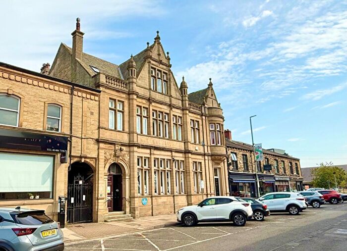 1 Bedroom Flat For Sale In Bradford Road, Brighouse, West Yorkshire, HD6