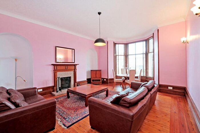 2 Bedroom Flat To Rent In Forest Road, West End, Aberdeen, AB15