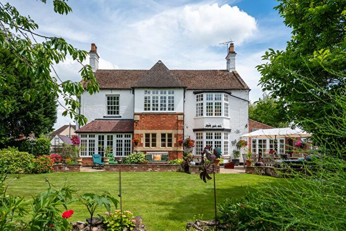 5 Bedroom Detached House For Sale In Sedgeberrow, Evesham, Worcestershire, WR11
