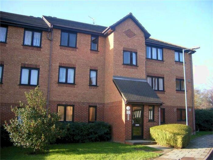 Studio To Rent In Pempath Place, Wembley, HA9