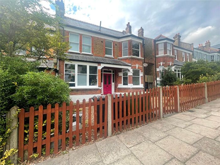 1 Bedroom Flat To Rent In Montague Avenue, Brockley, London, SE4