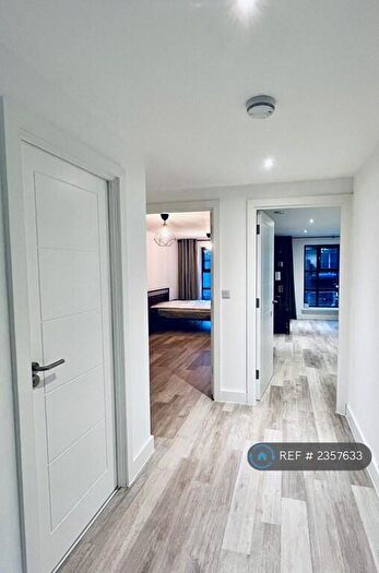 1 Bedroom Flat To Rent In Digbeth Square, Birmingham, B12