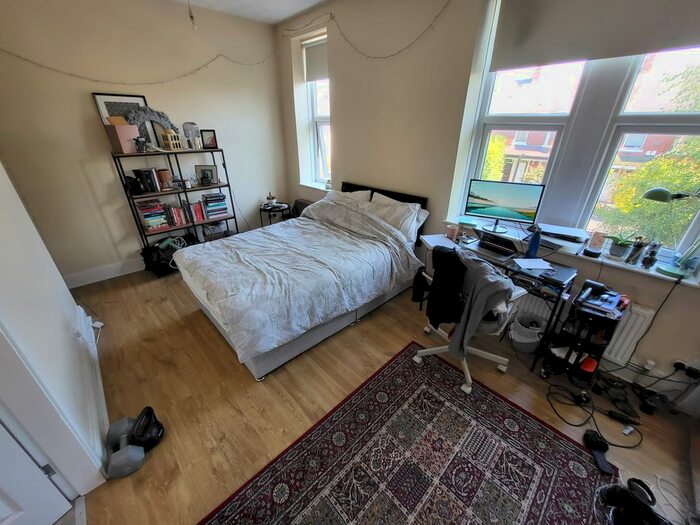 3 Bedroom Terraced House To Rent In Chillingham Road, Heaton, NE6
