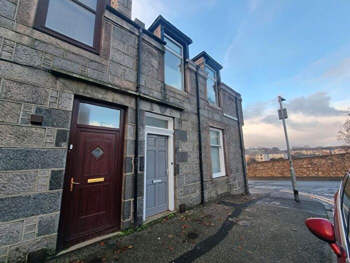 2 Bedroom Apartment To Rent In Froghall Road, Aberdeen, AB24