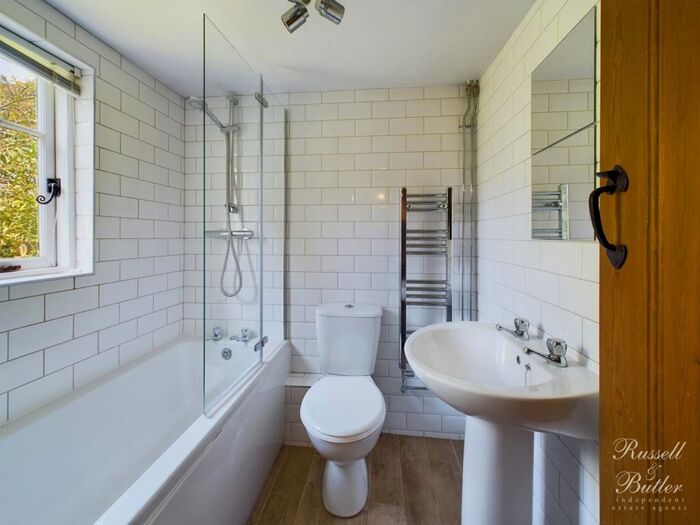 2 Bedroom Terraced House For Sale In Bristle Hill, Buckingham, MK18