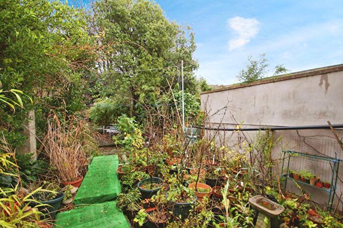 3 Bedroom Terraced House For Sale In Princes Place, Bristol, Somerset, BS7