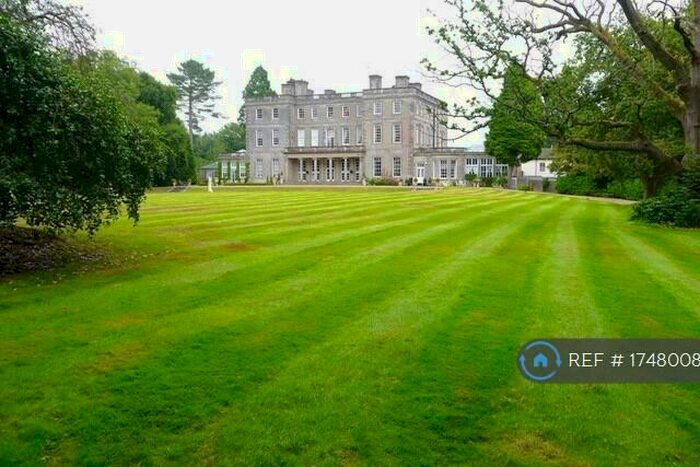 3 Bedroom Semi-Detached House To Rent In The Mews, Solihull, B94