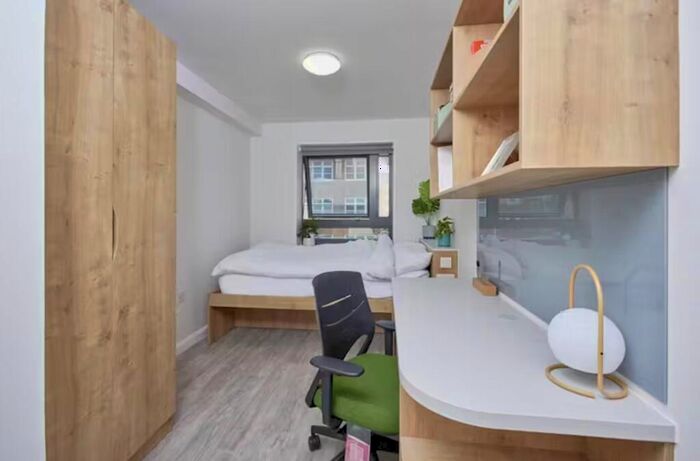 1 Bedroom Flat To Rent In Students - Goldsmith Court, Chaucer Street, Nottingham, NG1