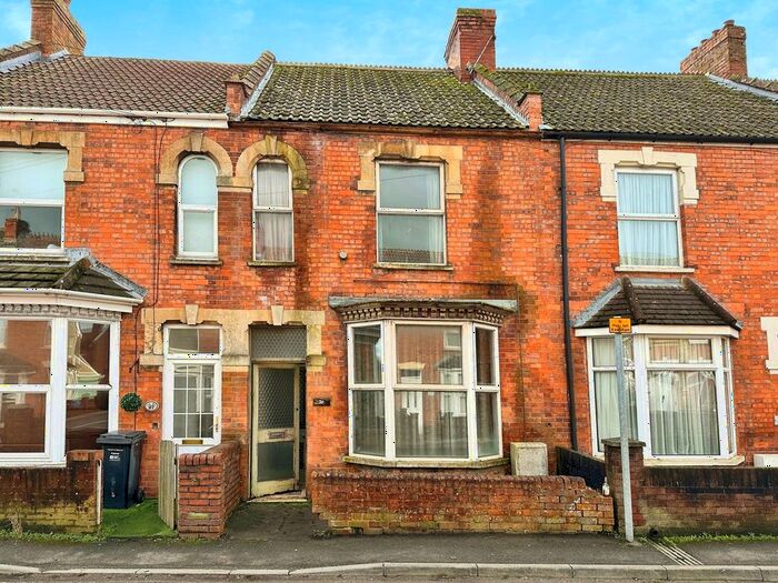 2 Bedroom Terraced House For Sale In Walrow Road, Highbridge, TA9