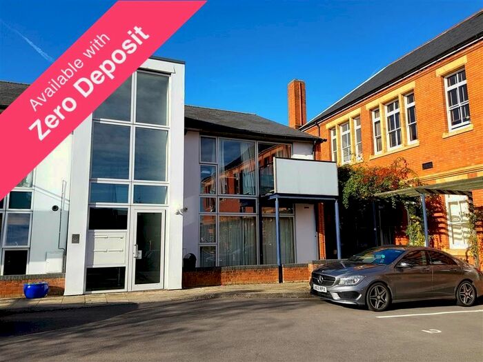 2 Bedroom Flat To Rent In The Studio, Lincoln Street, Swindon, SN1