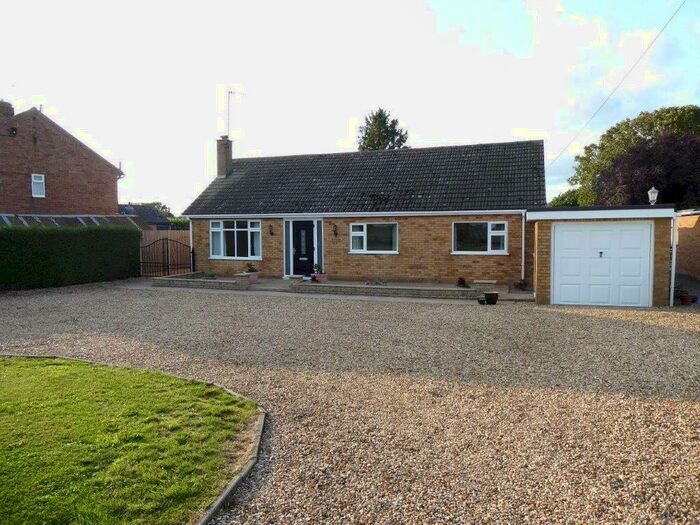 3 Bedroom Detached Bungalow To Rent In Horseshoe Road, Spalding, PE11