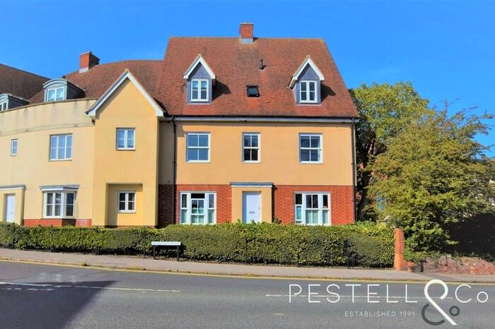 2 Bedroom Apartment To Rent In Brignall Place, Dunmow, CM6