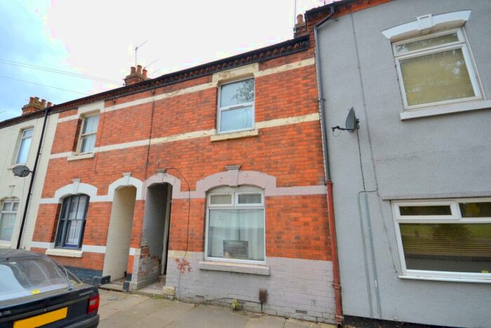 3 Bedroom House To Rent In St. James Park Road, Northampton, NN5