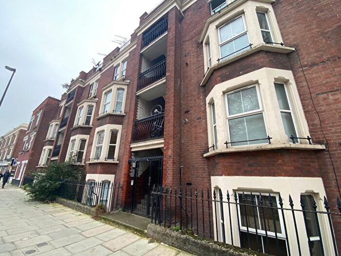 1 Bedroom Flat To Rent In Temple Street, Bethnal Green, E2