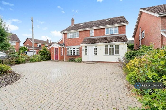 6 Bedroom Detached House To Rent In Beverley Way, Drayton, Norwich, NR8