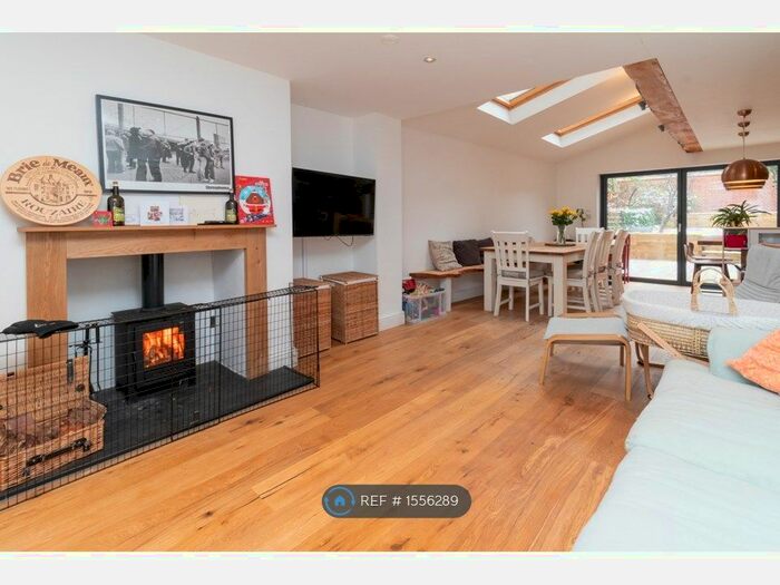 4 Bedroom Terraced House To Rent In Sears Street, London, SE5