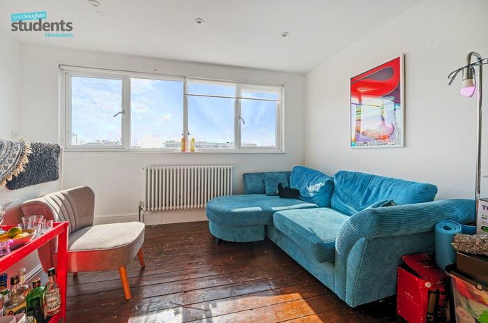 4 Bedroom Terraced House To Rent In St. James's Street, Brighton, East Sussex, BN2