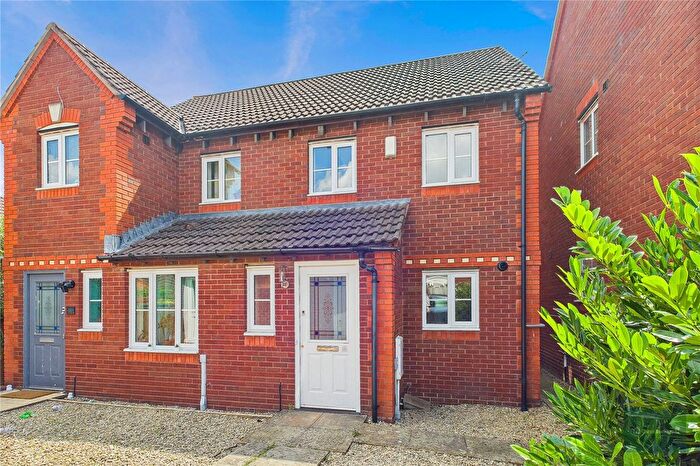3 Bedroom Semi-Detached House To Rent In Yeoman Way, Wiltshire, BA14