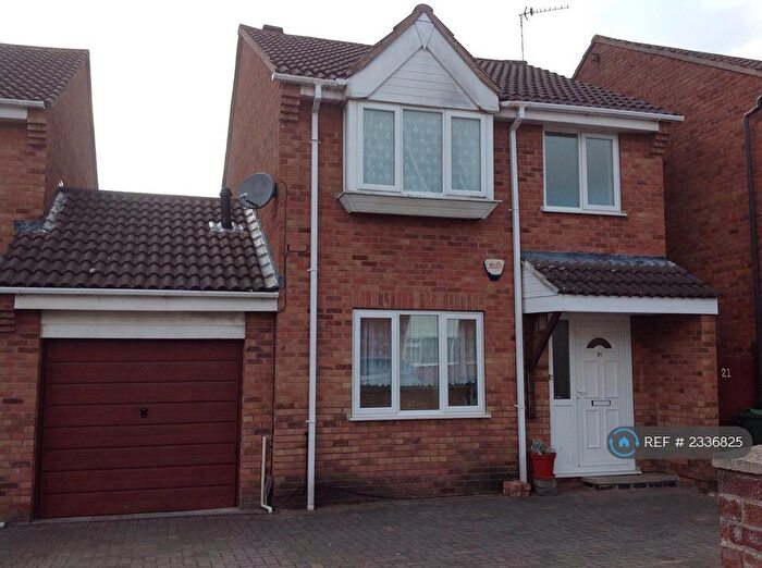3 Bedroom Detached House To Rent In Pinewood Avenue, Leicester, LE4