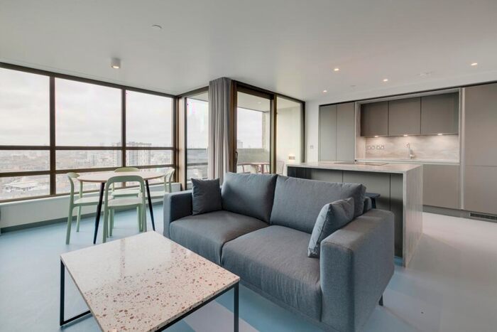 2 Bedroom Apartment To Rent In St Leonards Road Poplar, E14