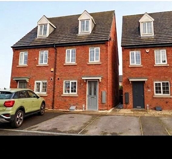 3 Bedroom Semi-Detached House For Sale In Falcon Close, Mexborough, S64