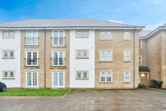 2 Bedroom Flat For Sale In Jackson Walk, Menston, Ilkley, LS29