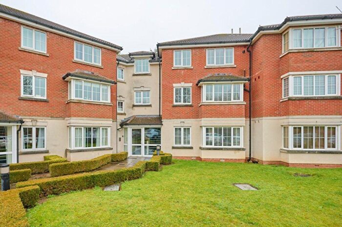 2 Bedroom Apartment For Sale In Lowry Court, CV21