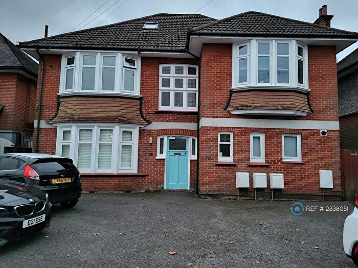 2 Bedroom Flat To Rent In Stokewood Road, Bournemouth, BH3