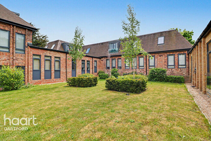 1 Bedroom Apartment For Sale In North Ash Road, Longfield, DA3