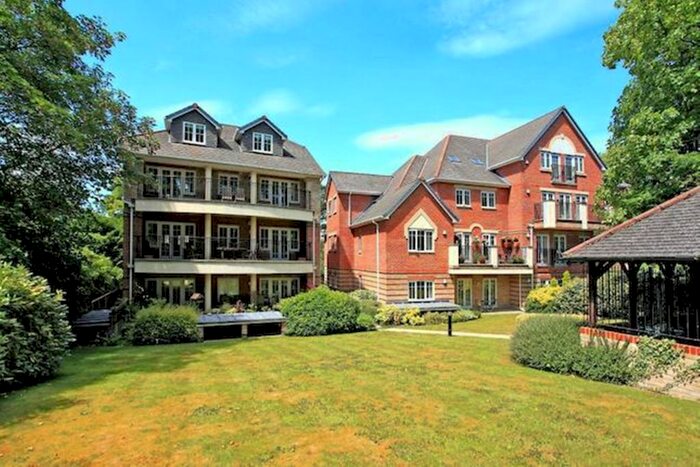 2 Bedroom Flat To Rent In Westlands House, Bounty Road, Basingstoke, RG21