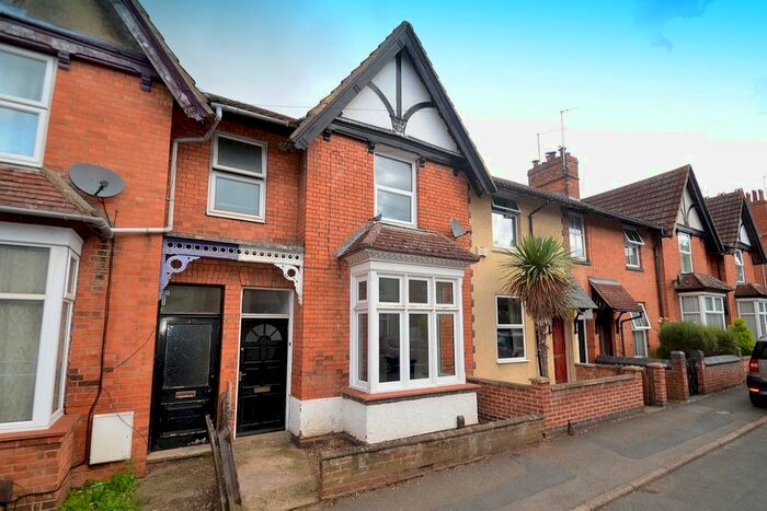 2 Bedroom Terraced House To Rent In Melton Street, Kettering, Northamptonshire, NN16