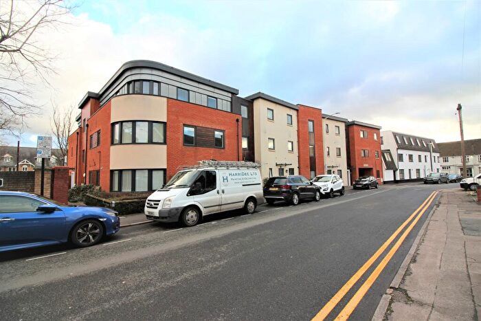 2 Bedroom Flat To Rent In French Court, Cedar Avenue, Chelmsford, CM1