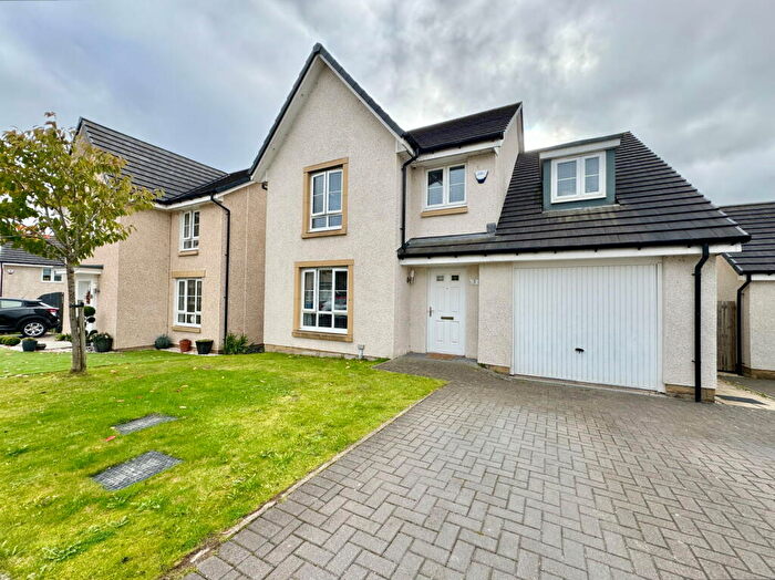 5 Bedroom Detached House For Sale In Bryony Wynd, Cumbernauld, G68