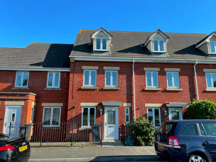 3 Bedroom House To Rent In Walford Avenue, St Georges, Weston-super-Mare, BS22