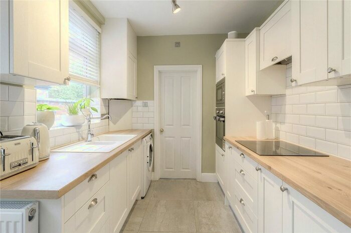 3 Bedroom Terraced House To Rent In Whitworth Road, Abington, Northampton, Northamptonshire, NN1