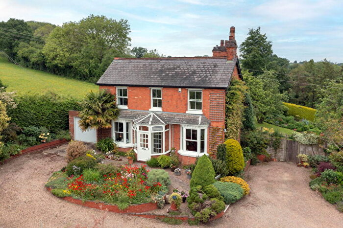 4 Bedroom Detached House For Sale In Scarfield Hill, Alvechurch, B48