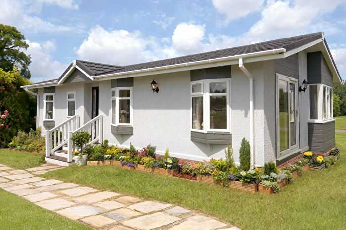 2 Bedroom Park Home For Sale In Derby, Derbyshire, DE72