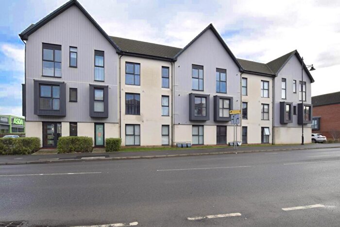 2 Bedroom Flat For Sale In Ffordd Y Mileniwm, Barry, CF62