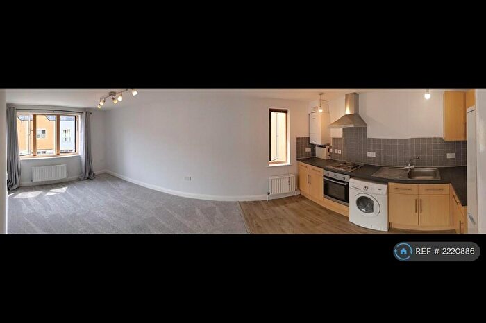 2 Bedroom Flat To Rent In Compass House, Bristol, BS3
