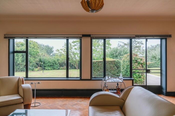 4 Bedroom Semi-Detached House For Sale In Sherwood House, Icklesham, East Sussex, TN36