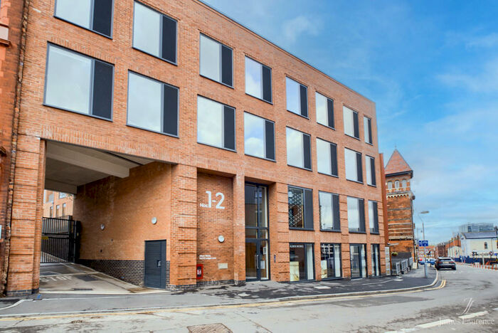 3 Bedroom Town House To Rent In Legge Lane, Jewellery Quarter, Birmingham, B1