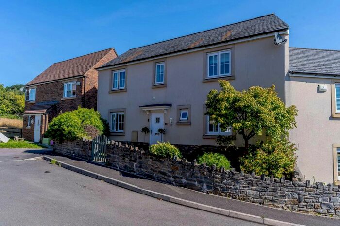 3 Bedroom Terraced House To Rent In Silure View, Usk, NP15