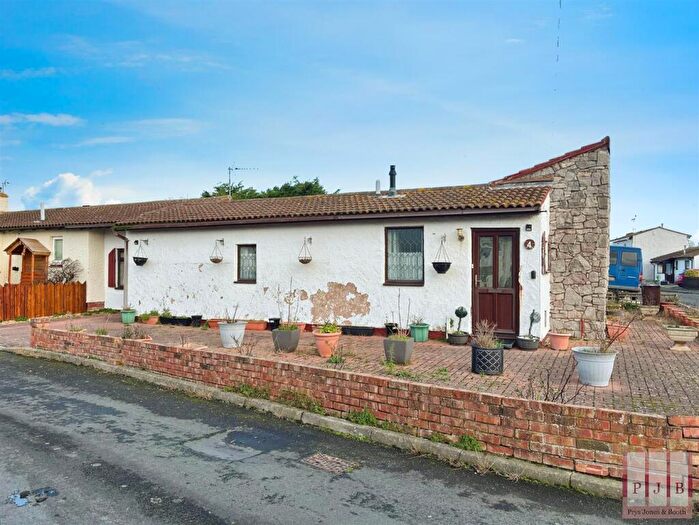3 Bedroom Detached Bungalow For Sale In Stryd Y Dderwen, Belgrano, Abergele, LL22