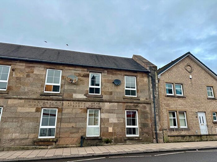 2 Bedroom End Of Terrace House To Rent In Kirk Street, Stonehouse, ML9