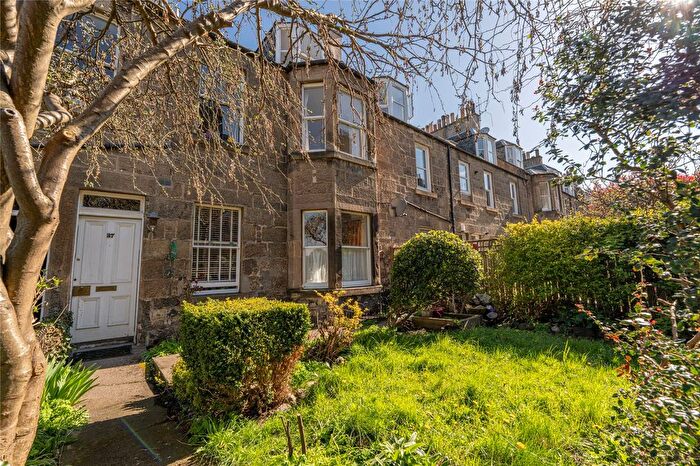 3 Bedroom Flat For Sale In Ivy Terrace, Edinburgh, EH11