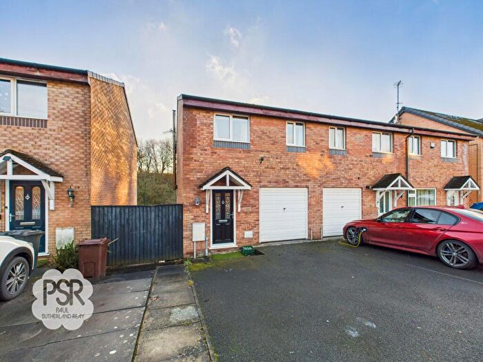 3 Bedroom Semi Detached House For Sale In St. Georges Road, New Mills, SK22