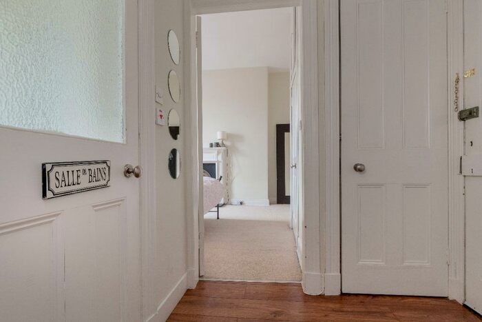 1 Bedroom Flat To Rent In Bellevue Road, Bellevue, Edinburgh, EH7